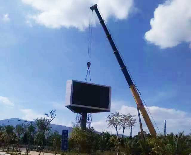 云南吊車(chē)出租